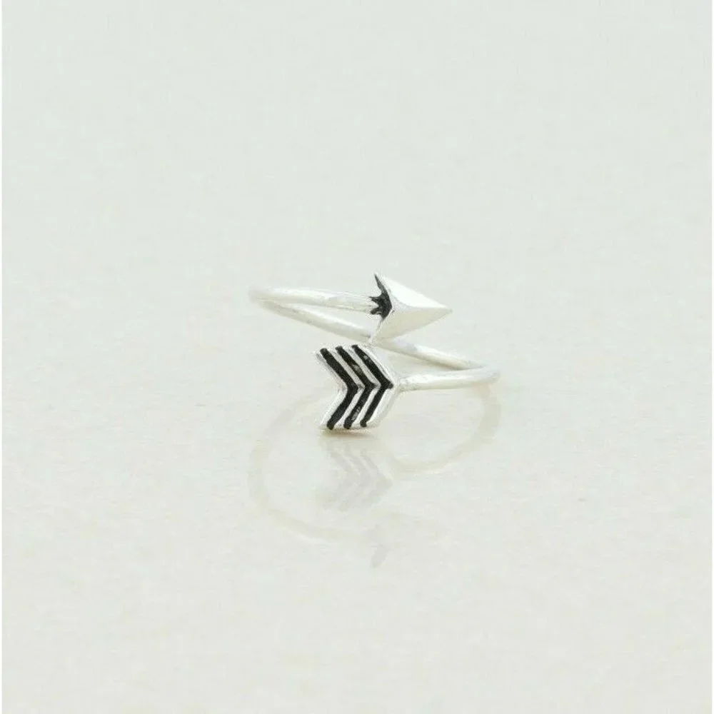 Sterling Silver Arrow Toe Midi Ring Size 2 1/2 Adjustable - Picture 6 of 7